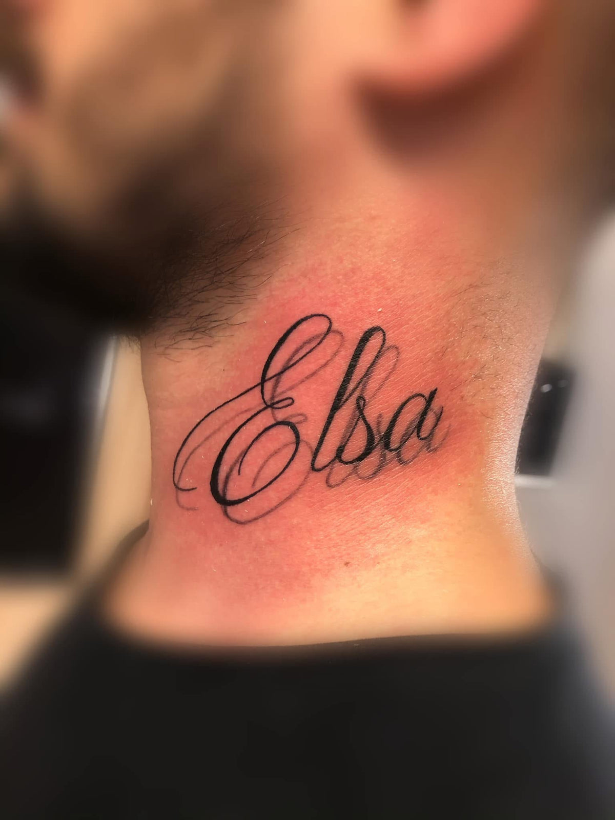 Tatouage prénom fine Line